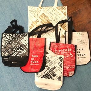 bundle/lot of 6 lululemon shopping bags!